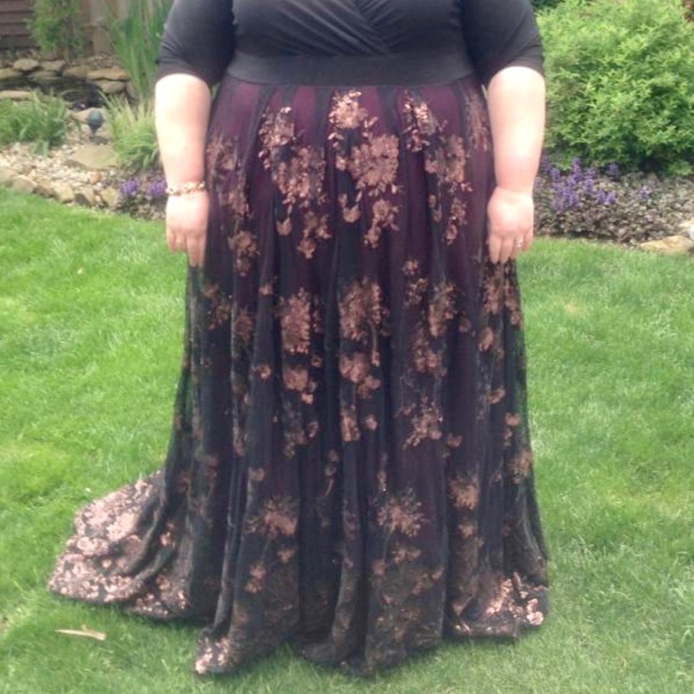 IGIGI LAKSHMI GOWN